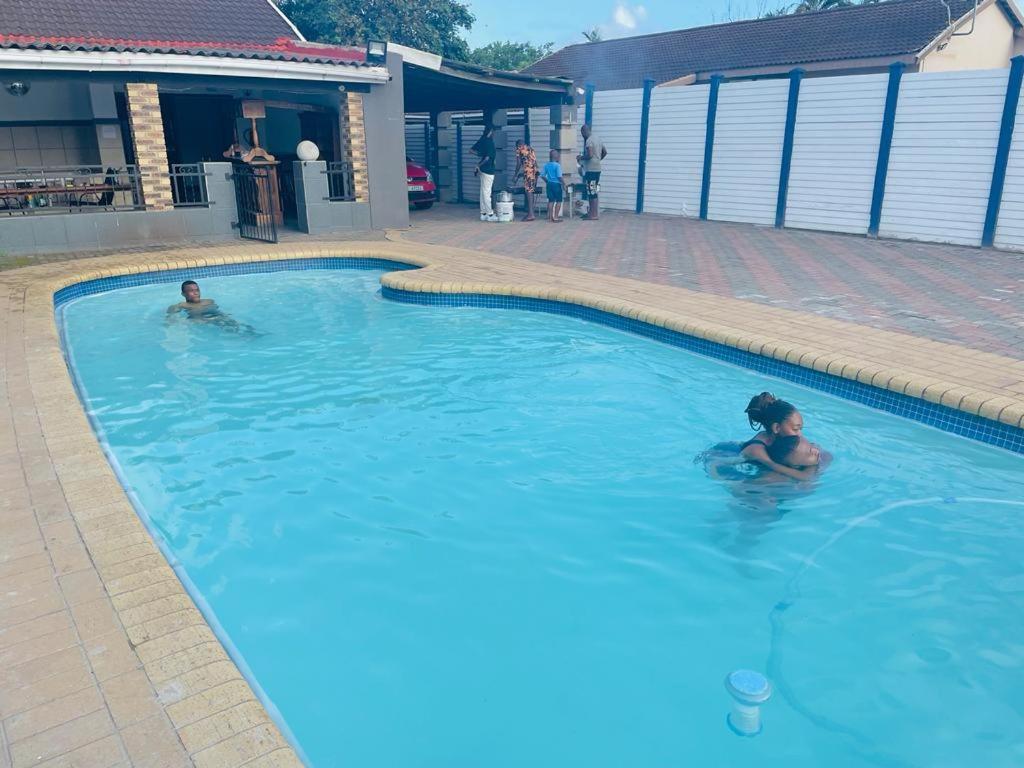 Jnc Lodge Richards Bay Ngoại thất bức ảnh