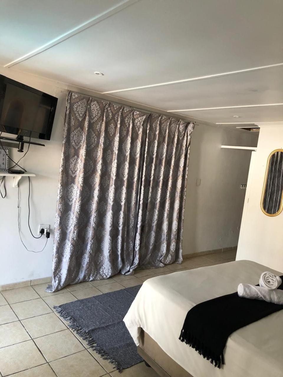 Jnc Lodge Richards Bay Ngoại thất bức ảnh